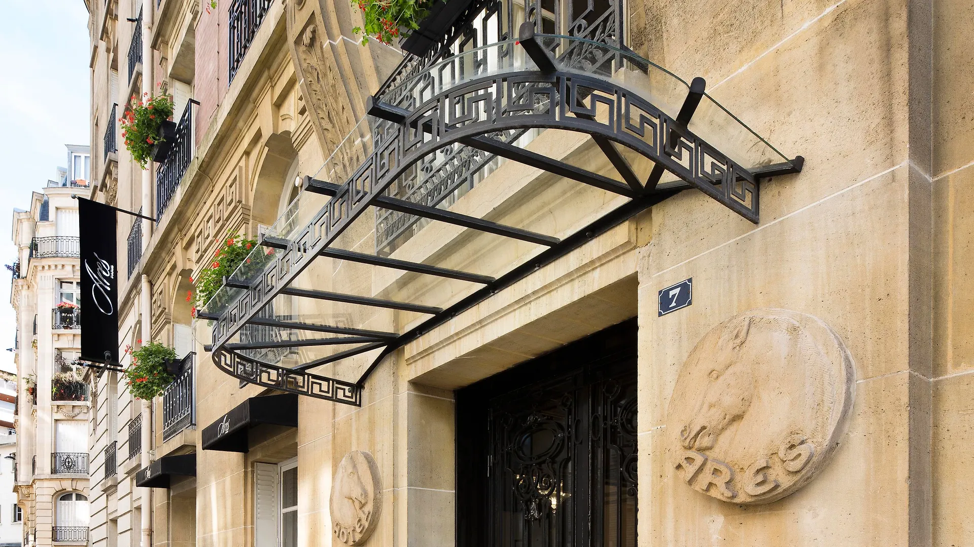Otel Ares Eiffel Paris