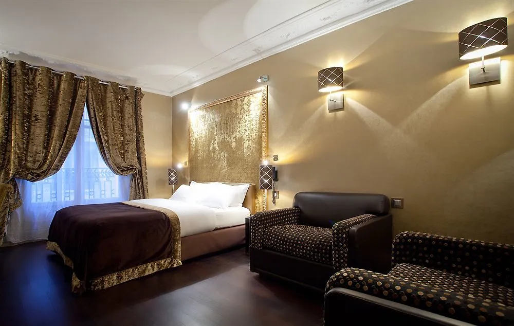 Ares Eiffel Otel